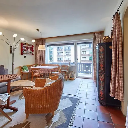 Homely Apartment *
